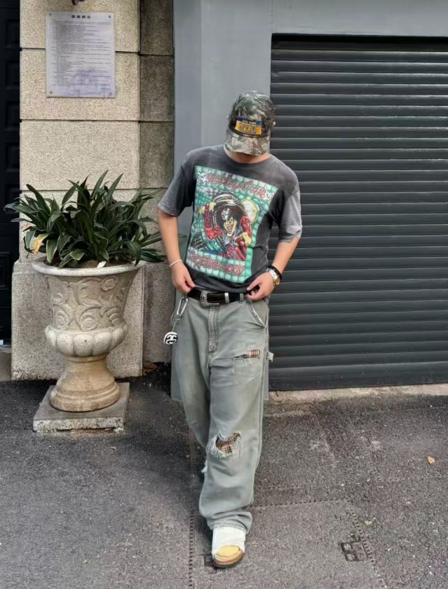 Mötley Crüe Dr. Feelgood Vintage Washed Tee